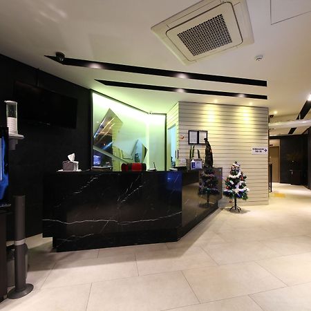 Habibi Hotel Incheon Bagian luar foto